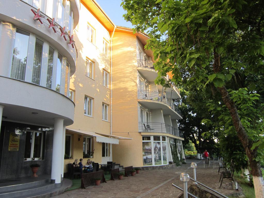 Quelle Polyana Hotel Екстериор снимка