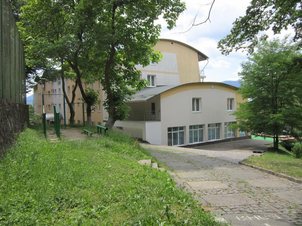 Quelle Polyana Hotel Екстериор снимка