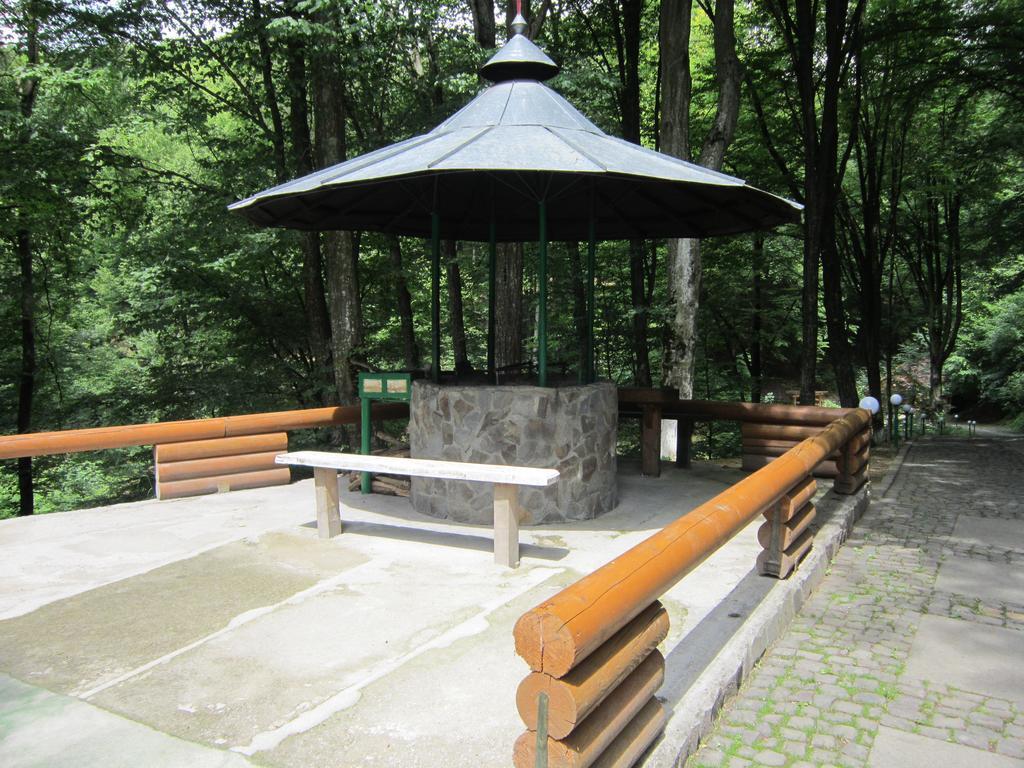 Quelle Polyana Hotel Екстериор снимка