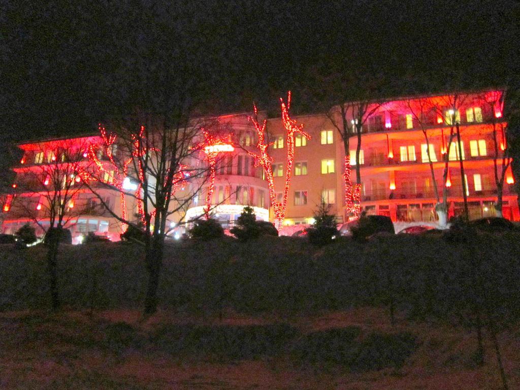 Quelle Polyana Hotel Екстериор снимка